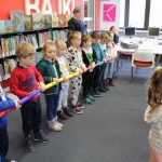 Dzieci z PM nr 12 w Chełmie na zajęciach z książką