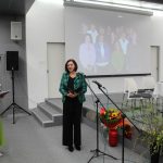Spotkanie w chełmskiej bibliotece w sali widowiskowej z okazji 20. lecia istnienia Chełmskiej Grupy Literackiej "Lubelska 36""
