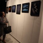 Uczestnicy wernisaż fotografii Agnieszki Bydlińskiej