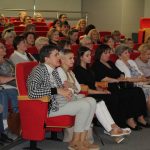 Spotkanie autorskie w sali widowiskowej biblioteki podczas IV Chełmskich Targów Książki