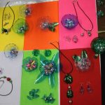 Biżuteria wykonana z materiałów z recyklingu