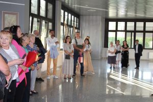Uczestnicy wernisażu wystawy Anny Siłuch