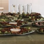 Zimne przekąski podczas wystawy Koronacja Bolesława Chrobrego