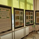 Wystawa na planszach stojących