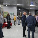 Uczestnicy wernisażu obrazów Andrzeja Gnasia